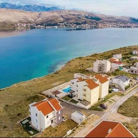 La Eva Pag Apartament *